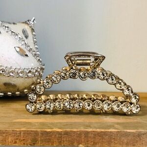 Elegant Gold Crystal Hair Clip